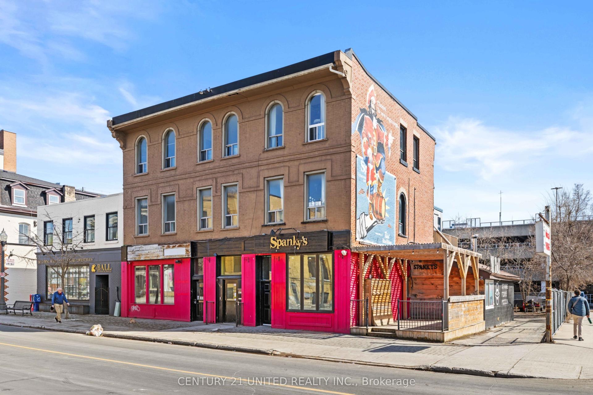 197 Hunter Street W — photo 1