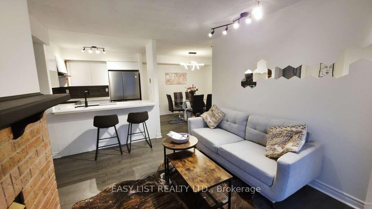 75 Weldrick Road E 613 #613 — photo 1