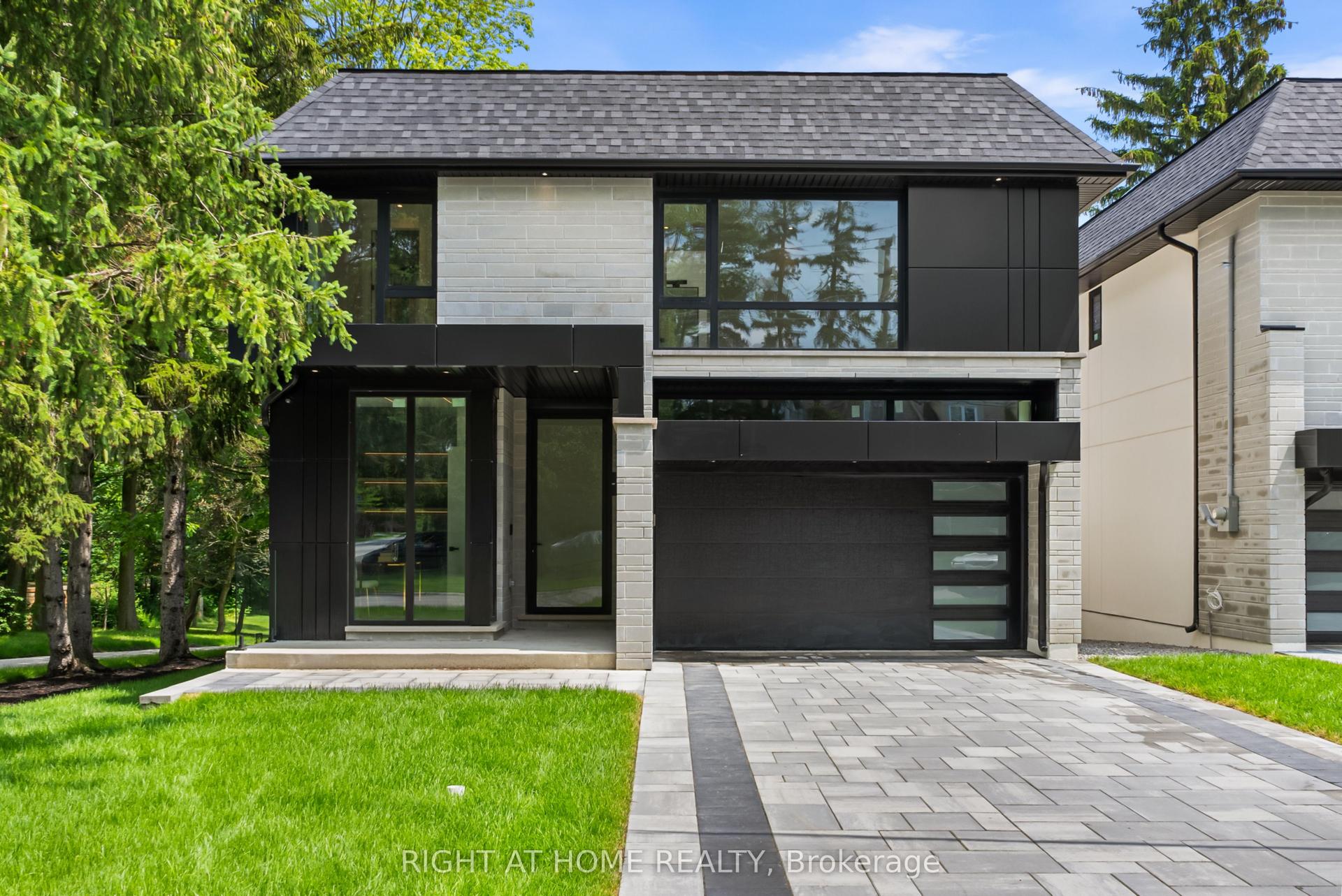 1209 Canterbury Road — photo 1