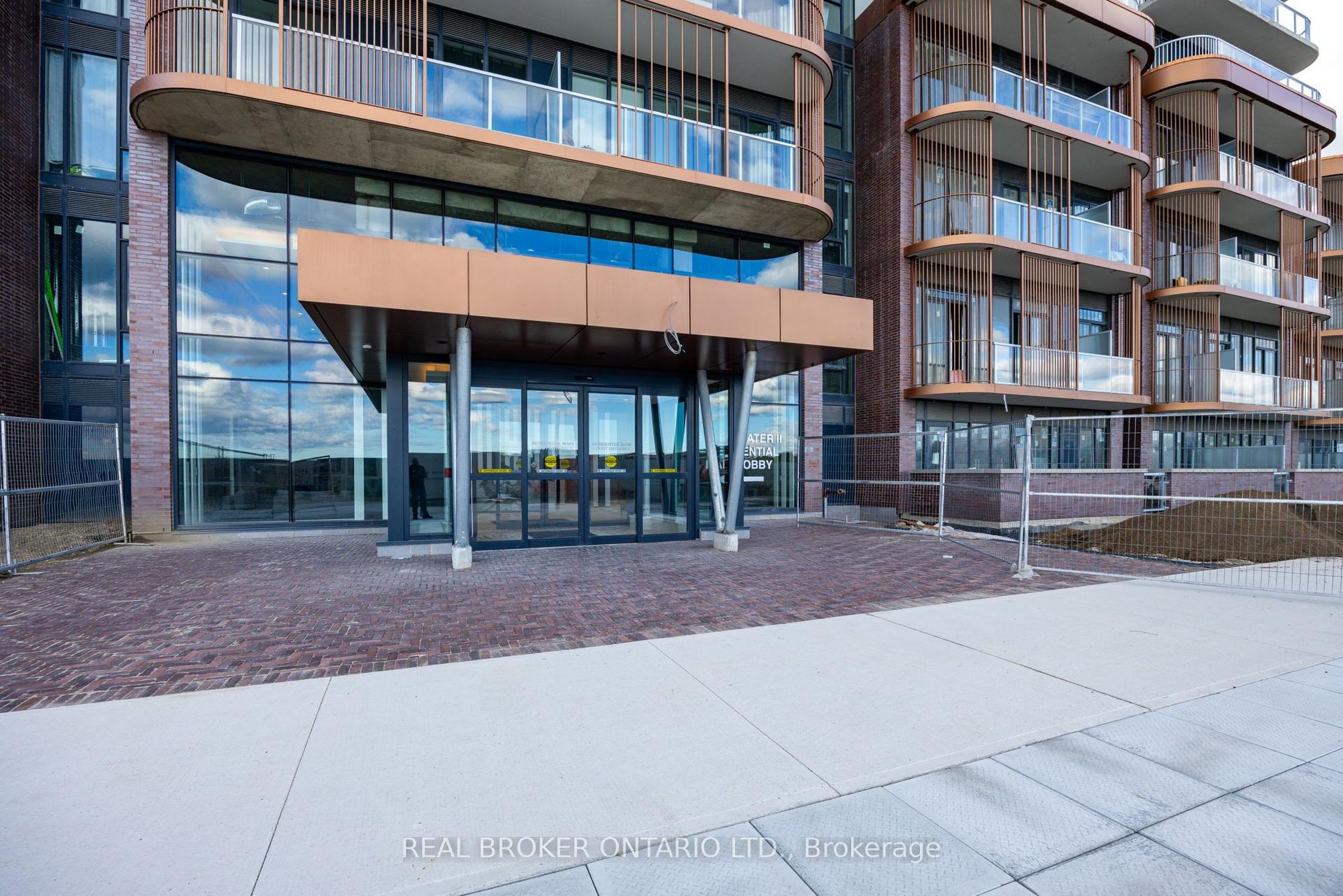 220 Missinnihe Way 1117 #1117 — photo 1