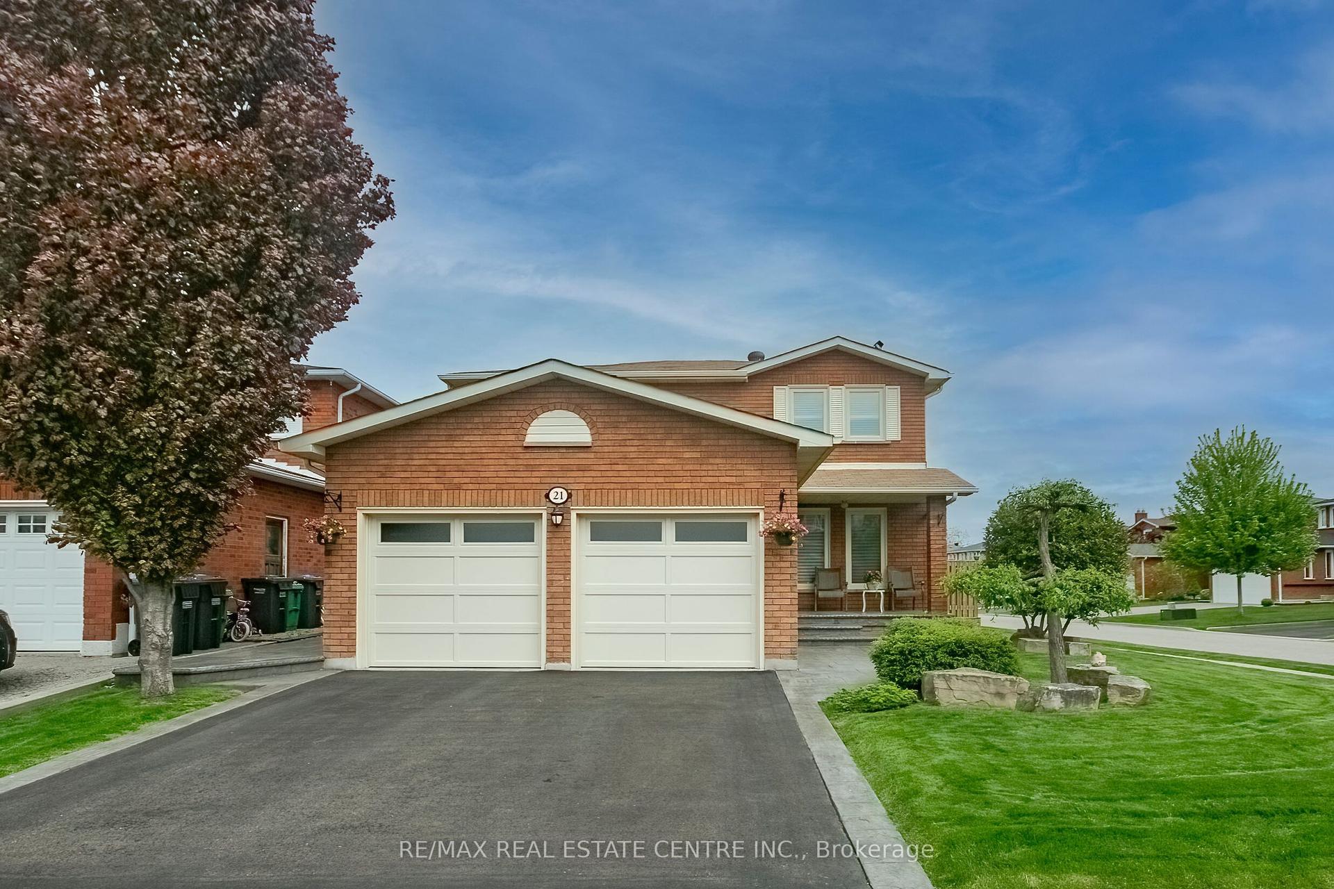 21 Amantine Crescent, Brampton — Detached for sale, photo 1