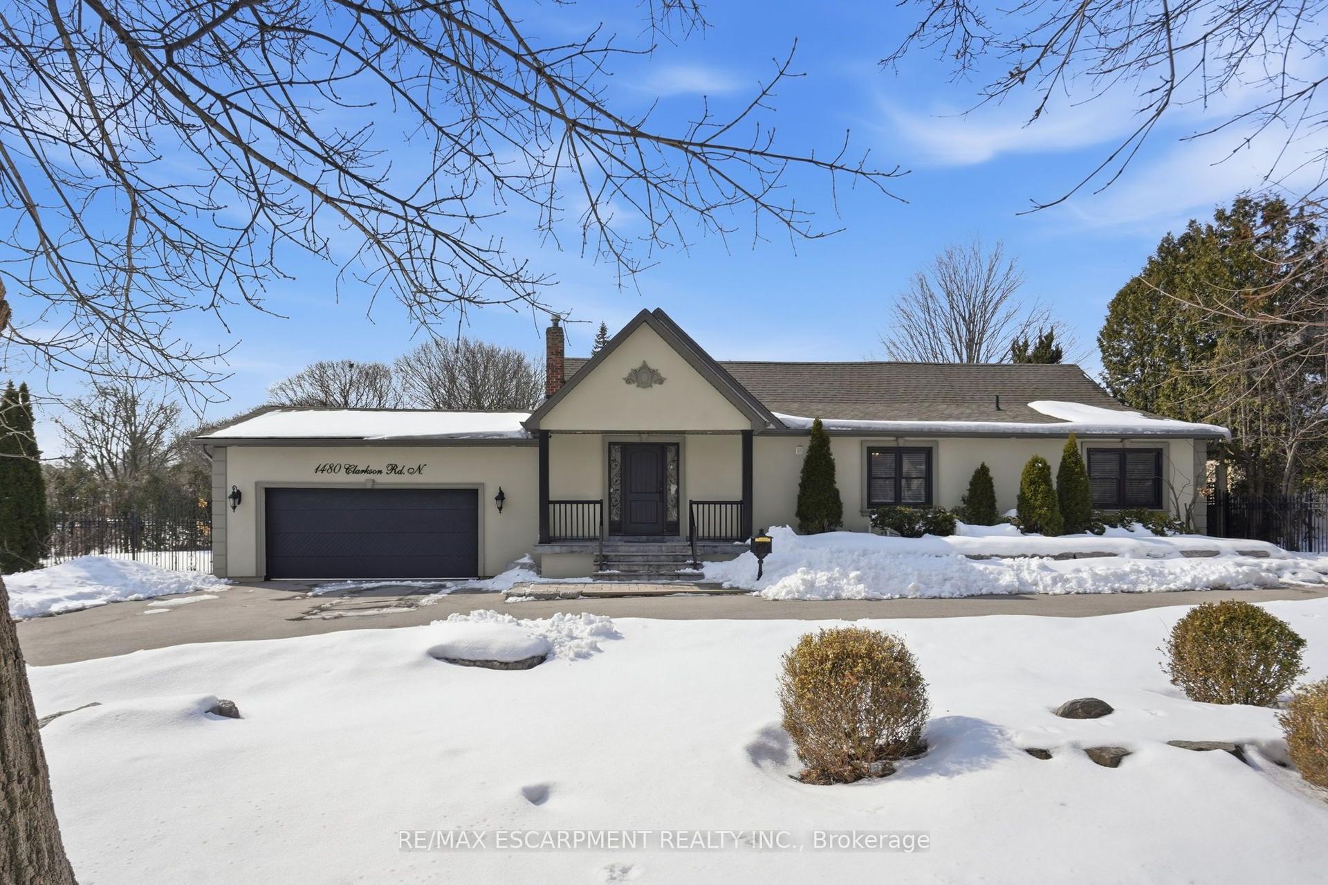 1480 Clarkson Road N — photo 1