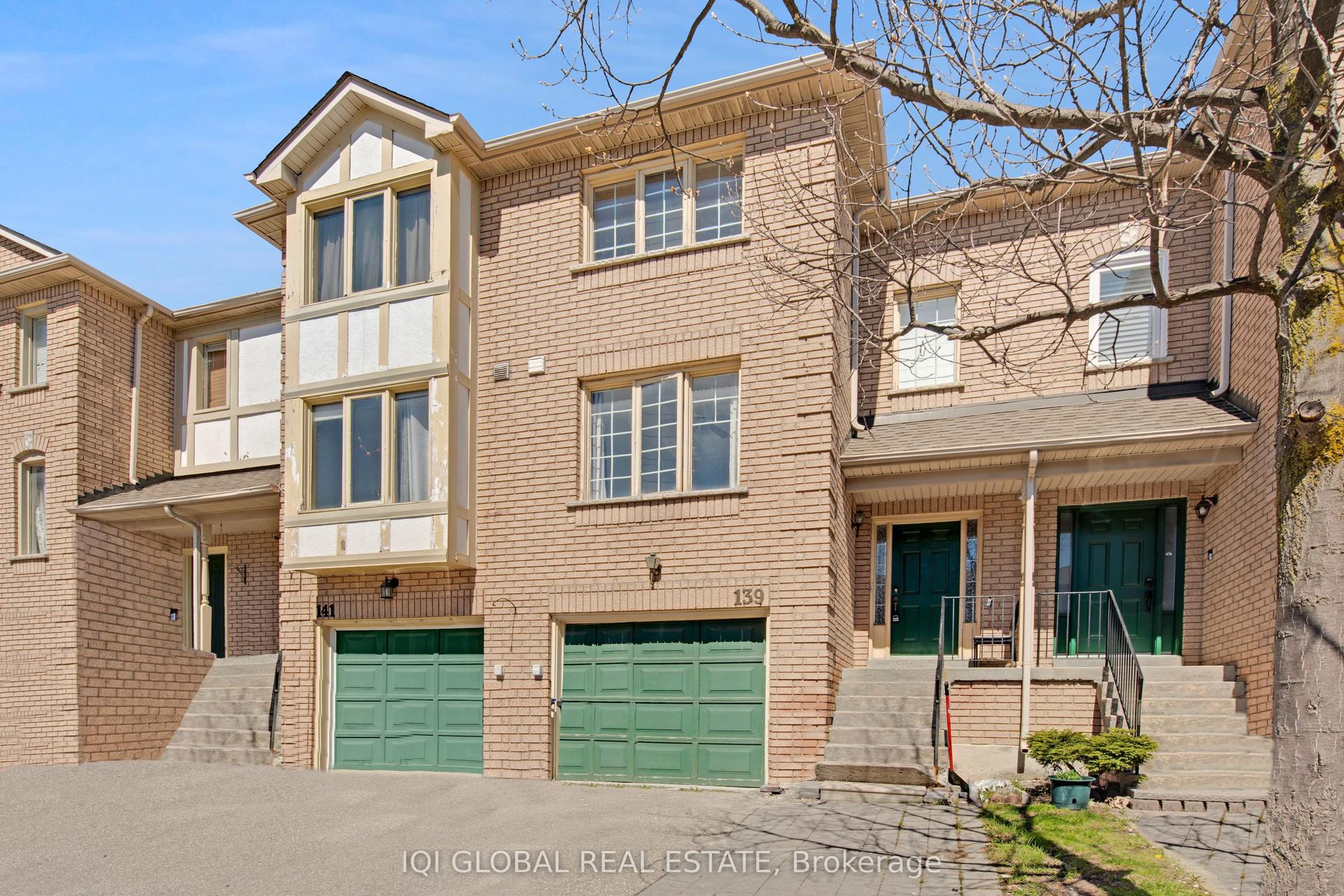 2 Sir Lou Drive 139 #139 — photo 1