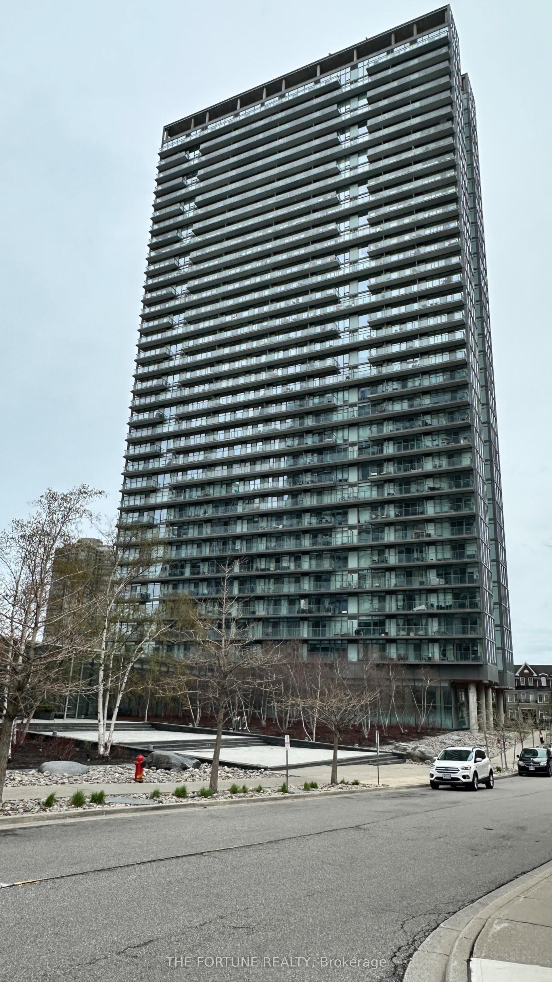 105 The Queensway Avenue 3213 #3213 — photo 1