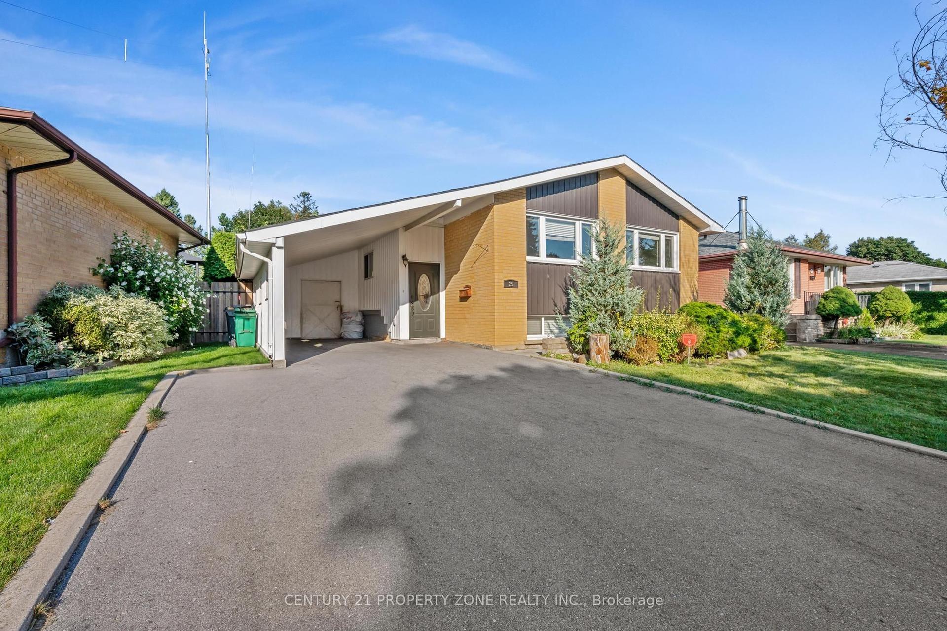 25 Chatsworth Drive, Brampton — Detached for sale, photo 1