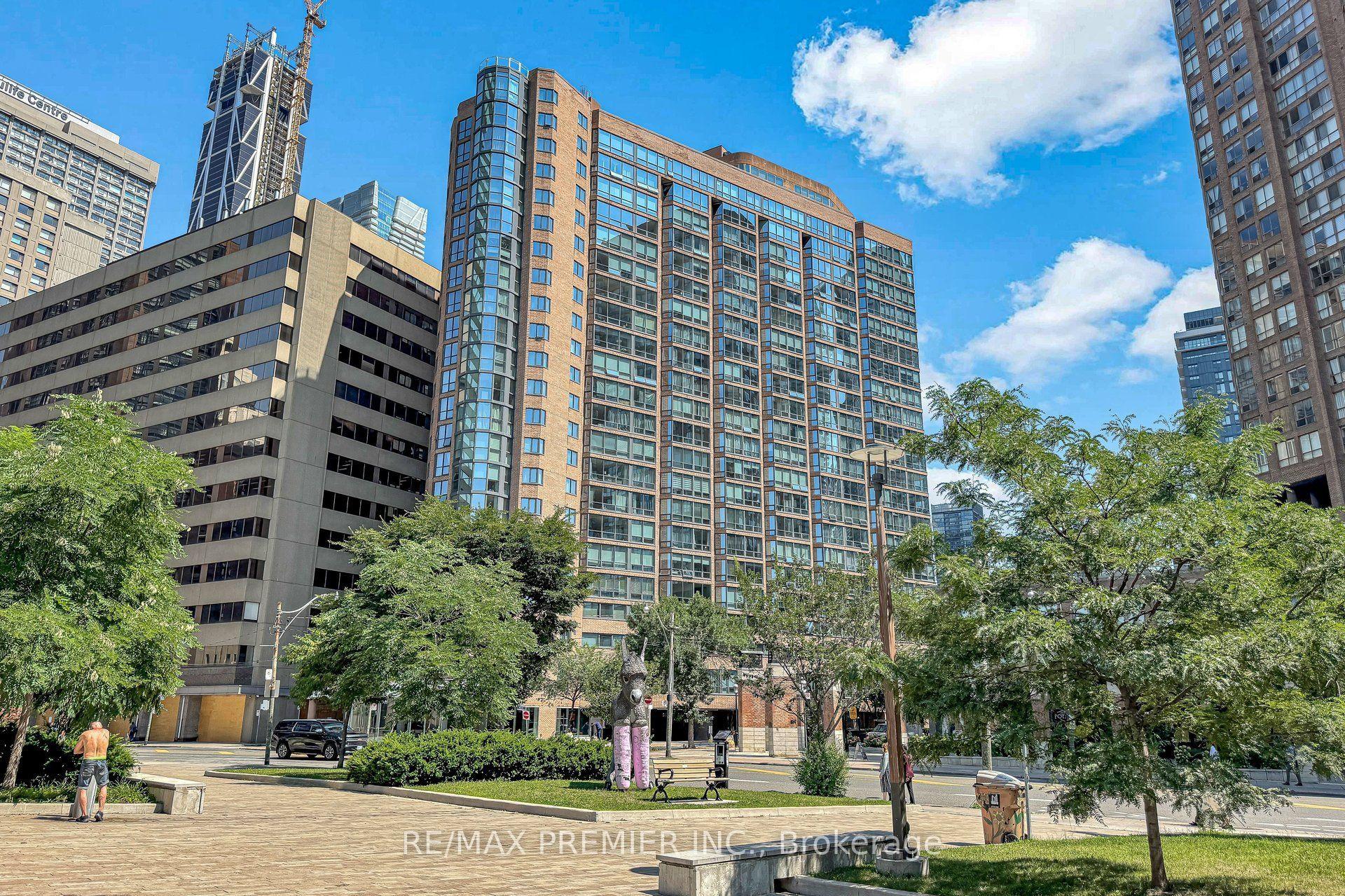 1055 Bay Street 1804 #1804, Toronto — Condo for sale, photo 1