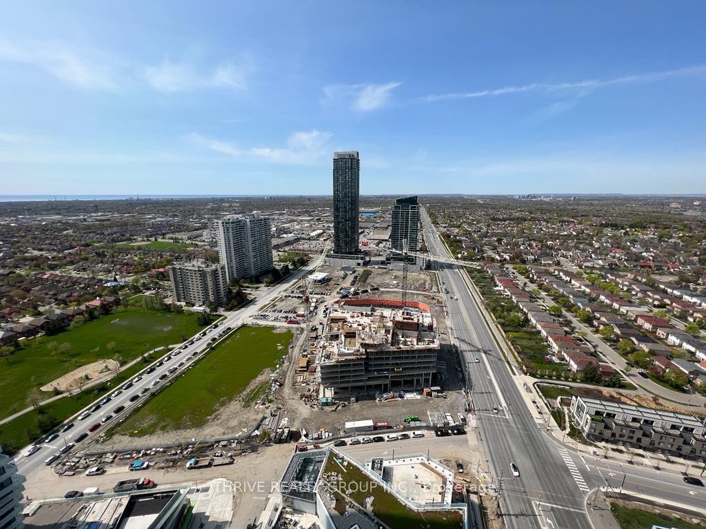 3900 Confederation Parkway 3208 #3208, Mississauga — Condo for lease, photo 1