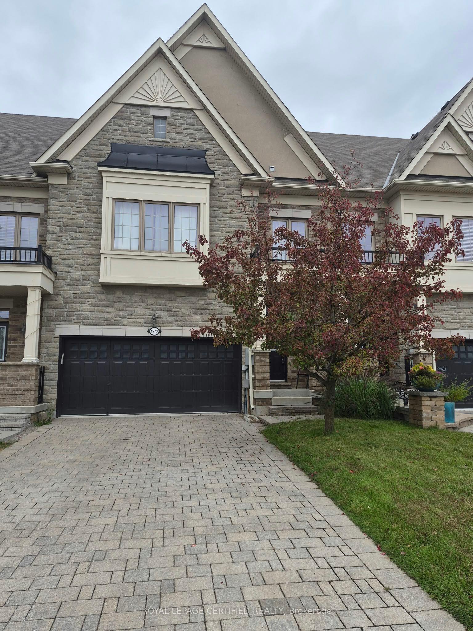 1573 Eglinton Avenue W Lower #Lower, Mississauga — Townhouse for lease, photo 1