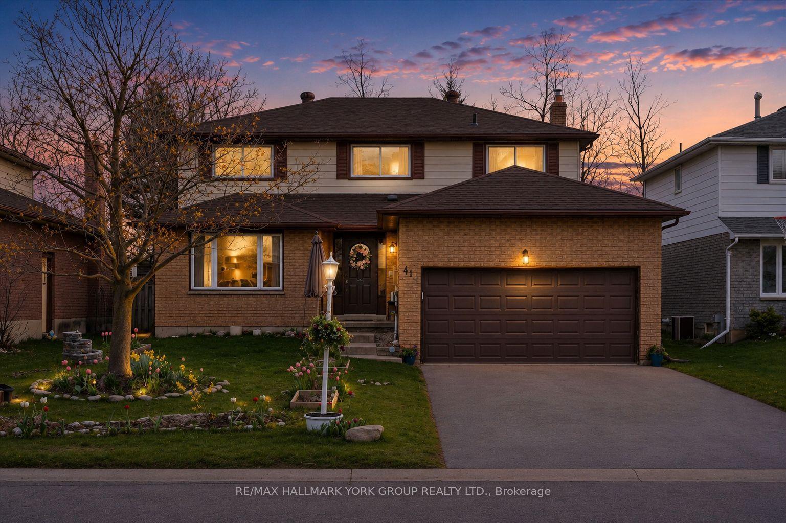 41 Laurentian Lane — photo 1