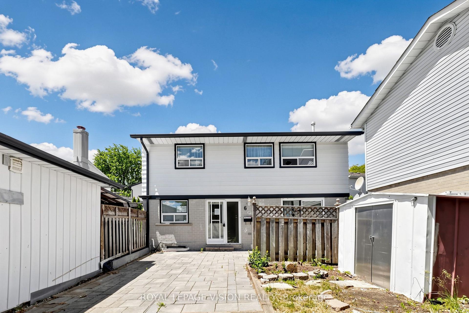 6 Hector Court, Brampton — Detached for sale, photo 1