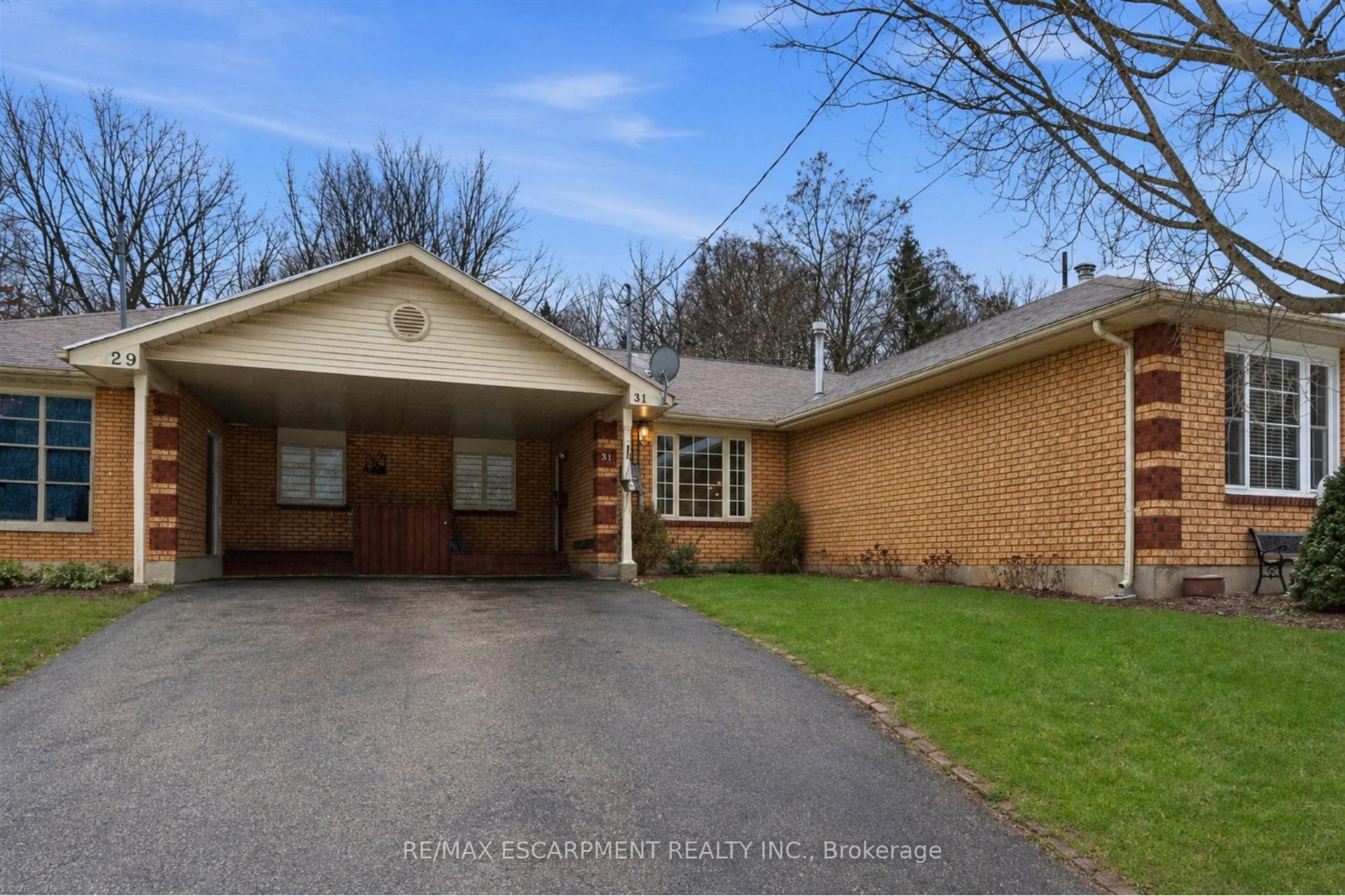 31 Galileo Boulevard — photo 1