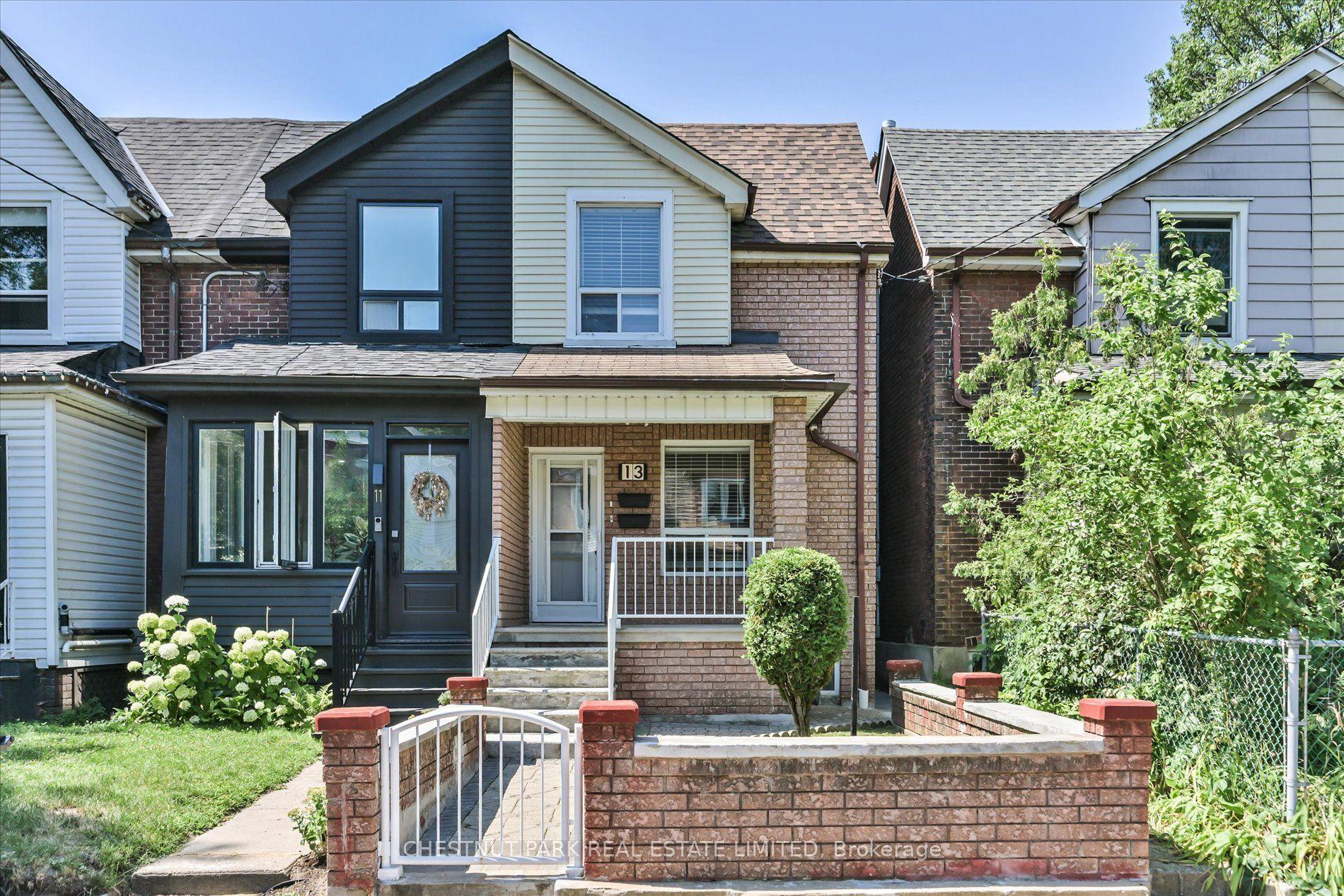 13 Silver Avenue Main & Bsmt #Main & Bsmt, Toronto — Townhouse for lease, photo 1