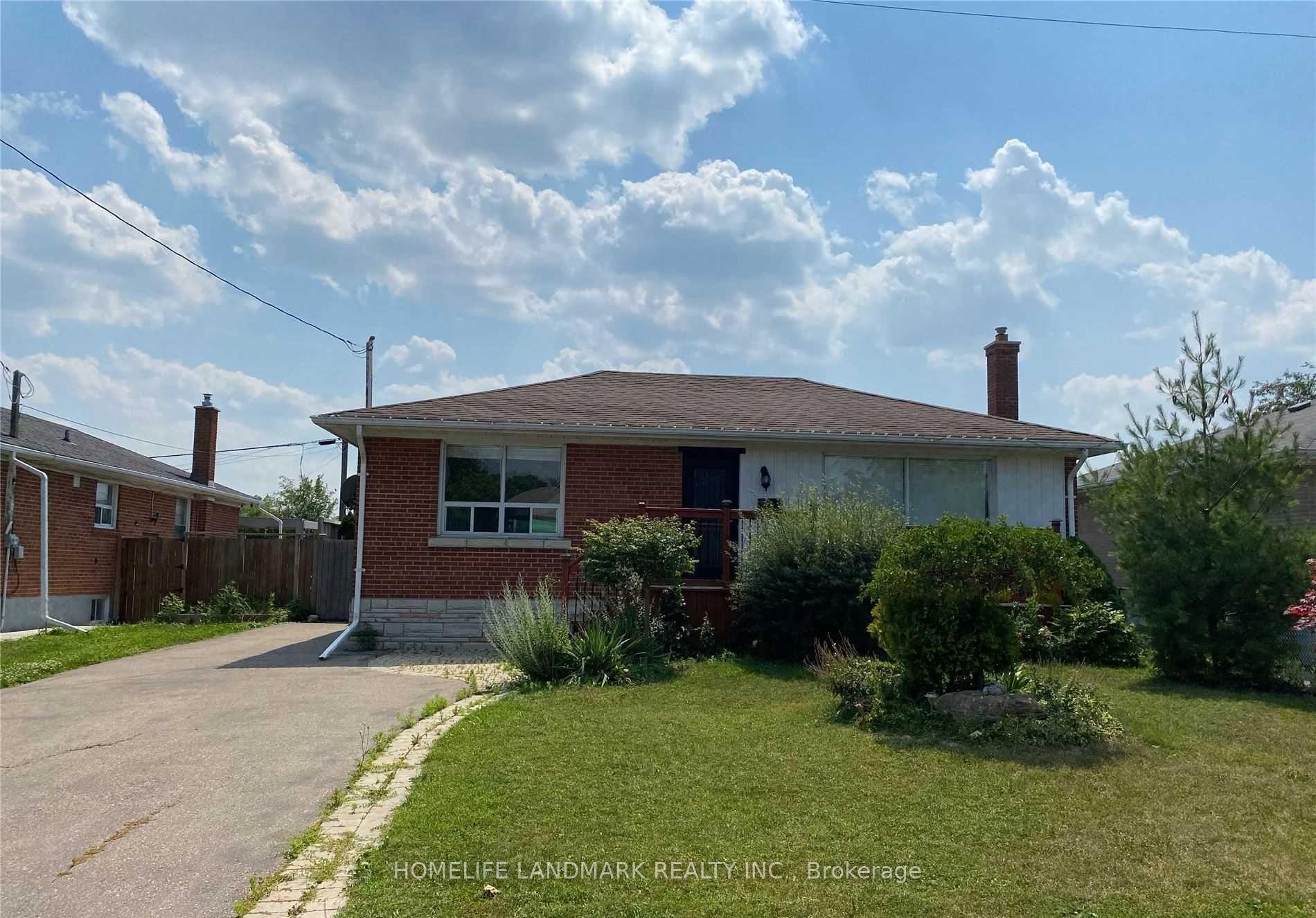 25 Edgemont Drive Upper #Upper, Brampton — Detached for lease, photo 1