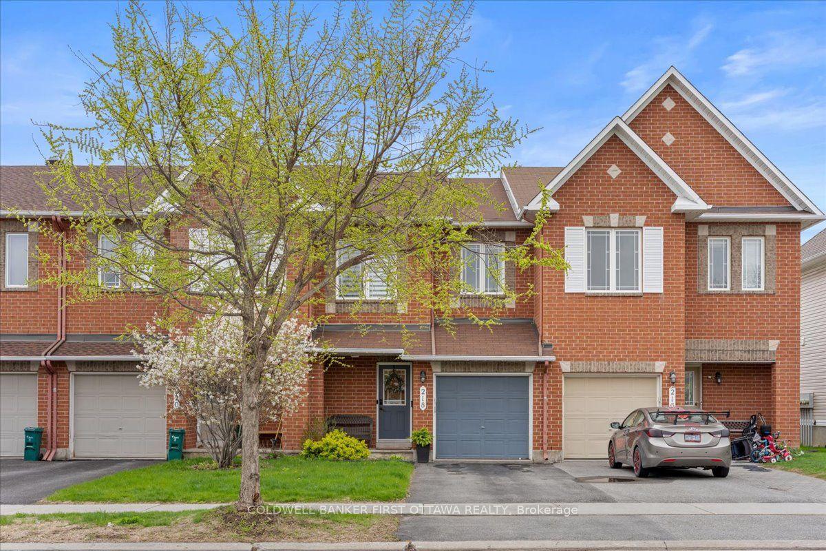 218 Flamborough Way — photo 1