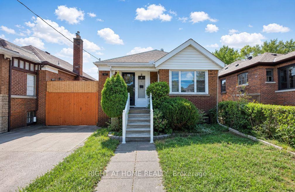 1788 Keele Street, Toronto — Detached for lease, photo 1
