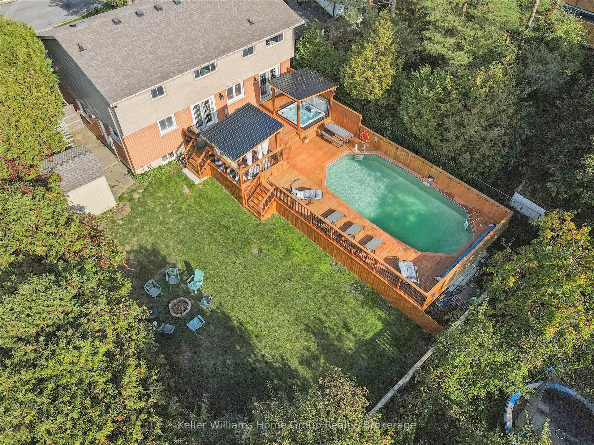 17 Carmine Place — photo 1