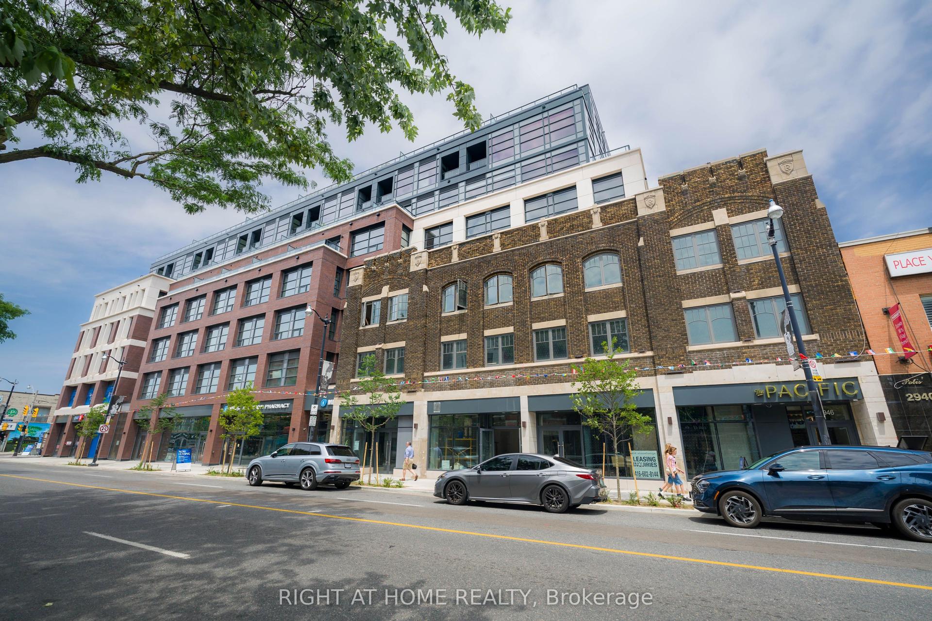 2946 Dundas Street W 408 #408, Toronto — Condo for lease, photo 1