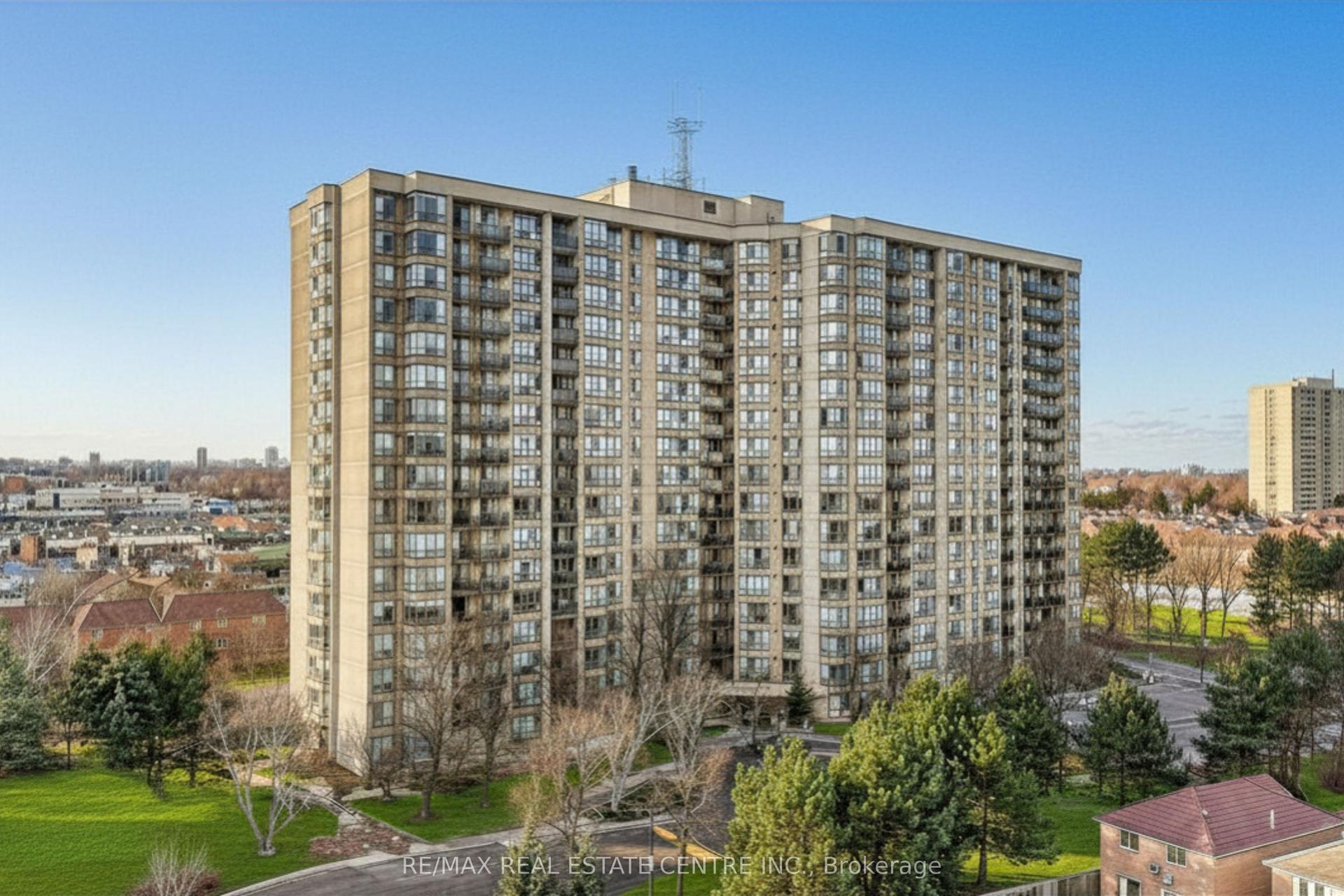 20 Cherrytree Drive 806 #806, Brampton — Condo for sale, photo 1