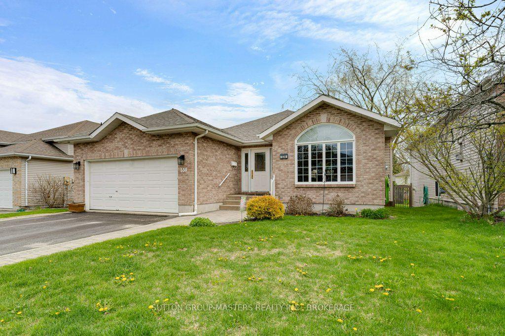 530 Sackville Crescent — photo 1