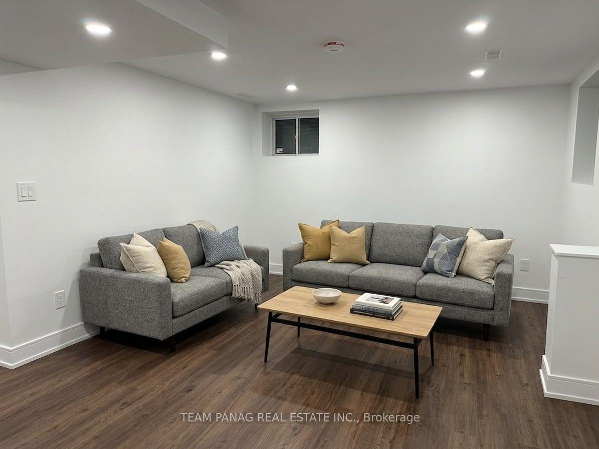 88 Keppel Circle Lower #Lower, Brampton — Townhouse for lease, photo 1