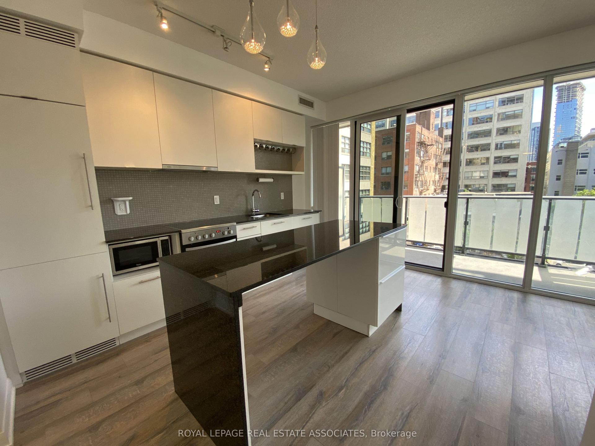 435 Richmond Street W 405 #405, Toronto — Condo for lease, photo 1