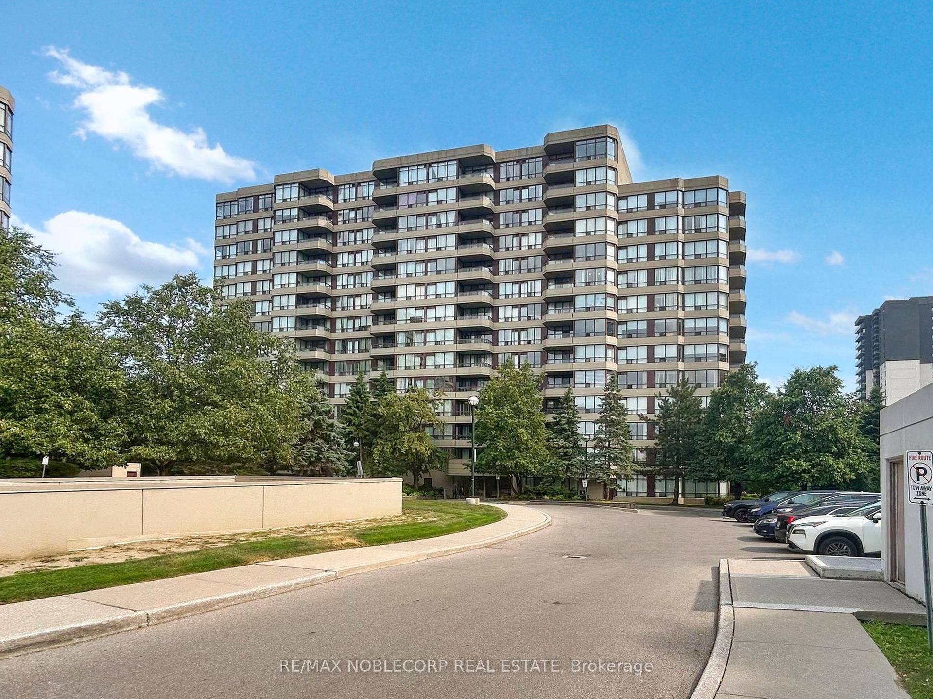 91 Townsgate Drive 312 #312 — photo 1