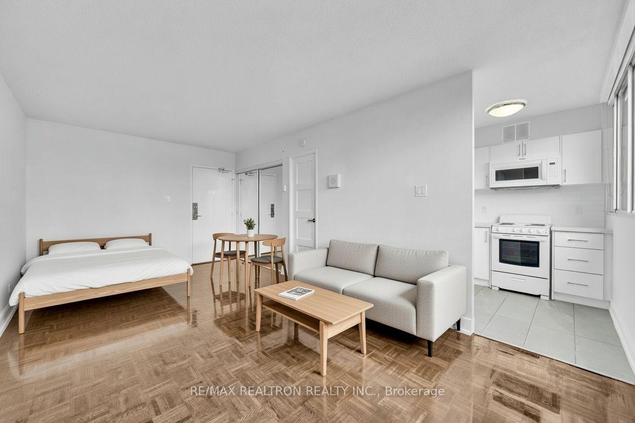 33 Isabella Street 1105 #1105 — photo 1