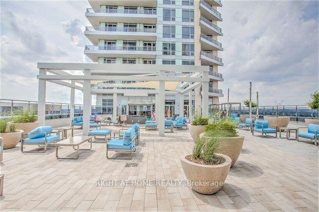 9201 Yonge Street Nw-212 #Nw-212 — photo 1