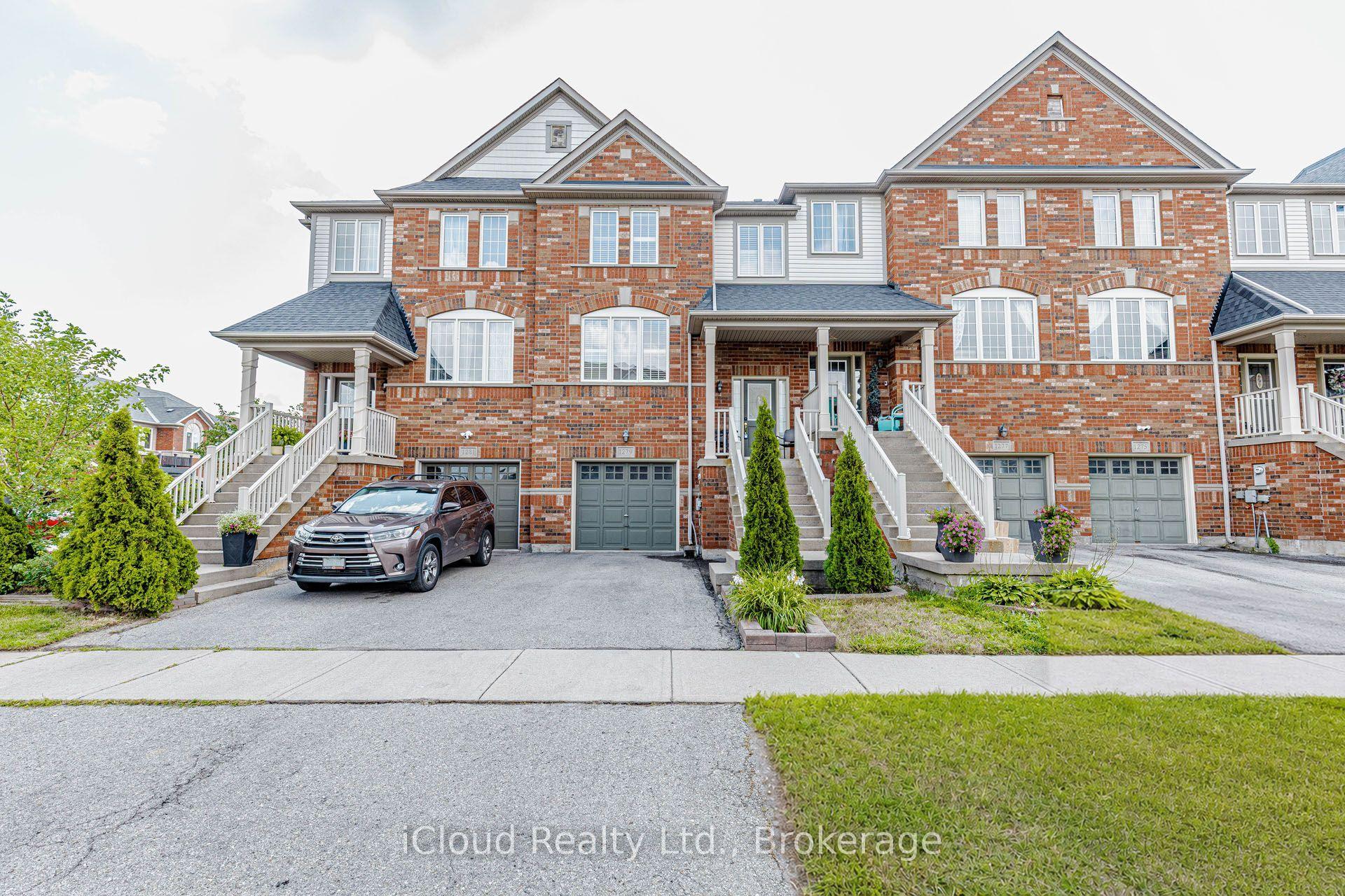 1279 Lamont Crescent, Milton — Townhouse for sale, photo 1