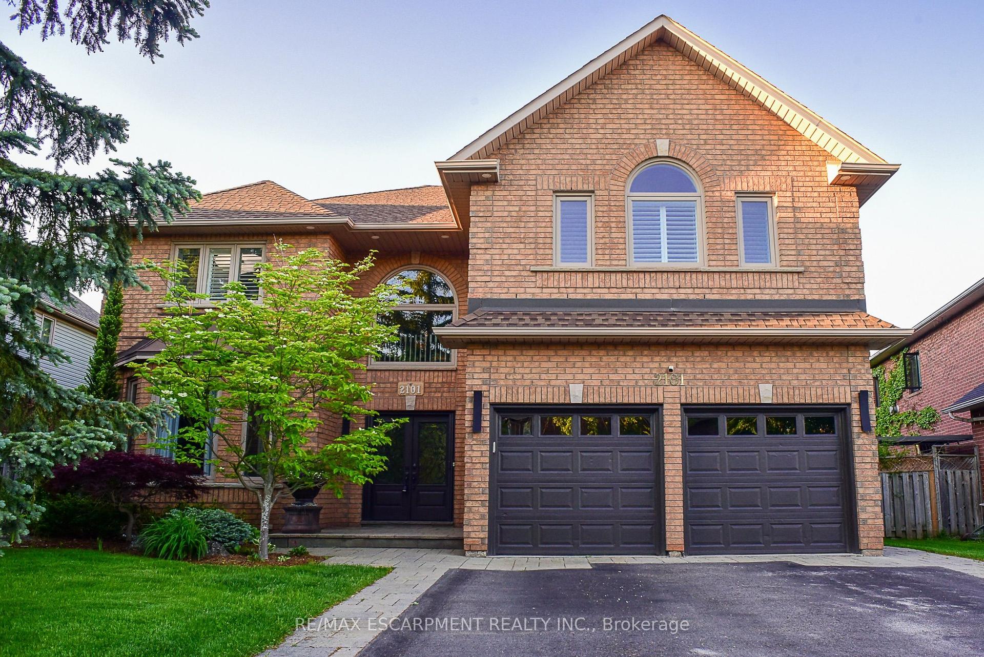 2101 Westoak Trails Boulevard — photo 1
