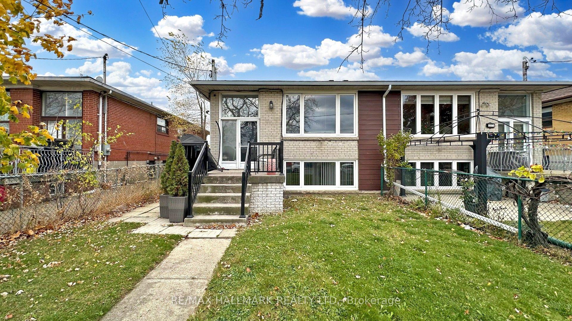 3572 Dufferin Street lower #lower — photo 1