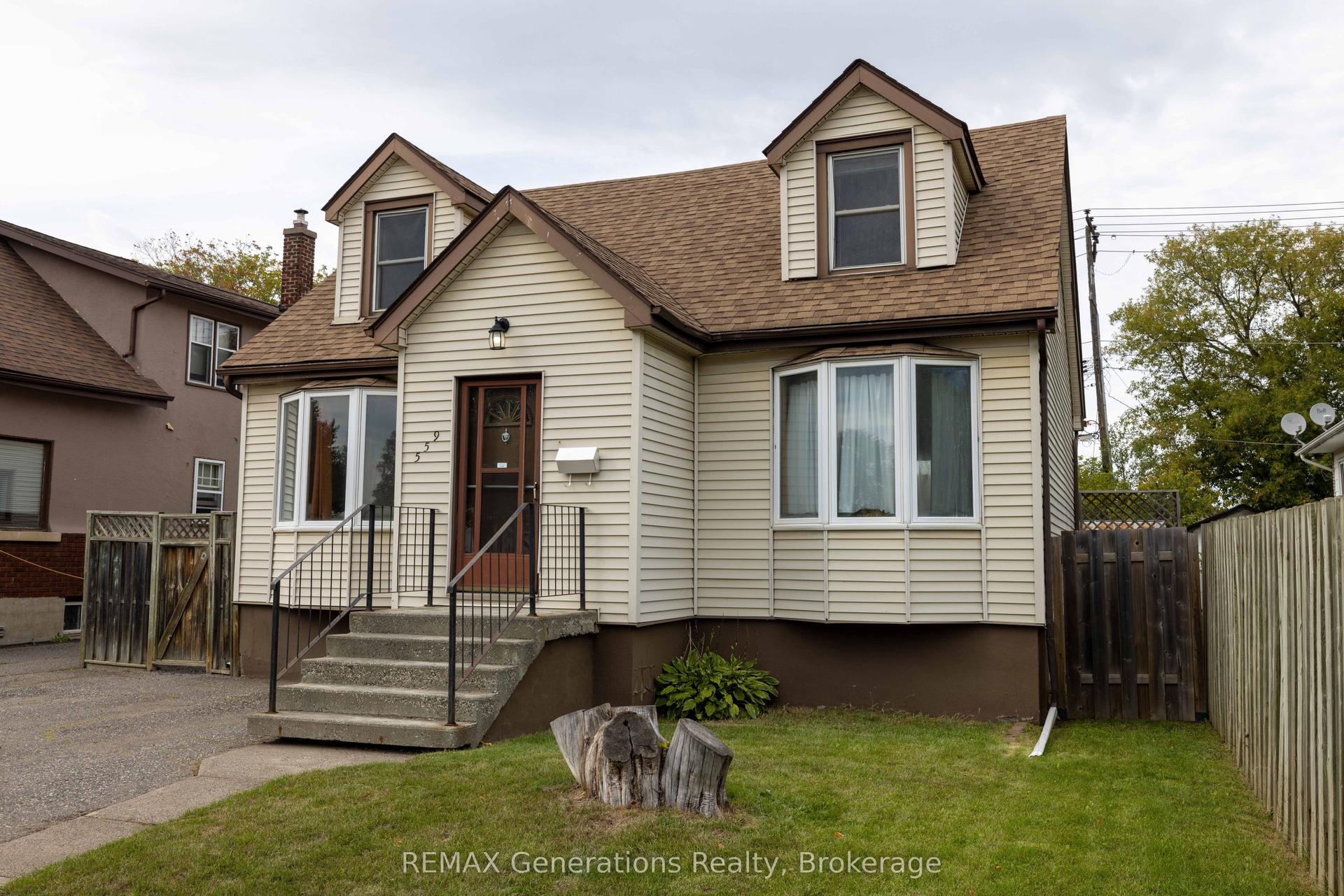 559 Empire Avenue E, Thunder Bay — Detached for sale, photo 1