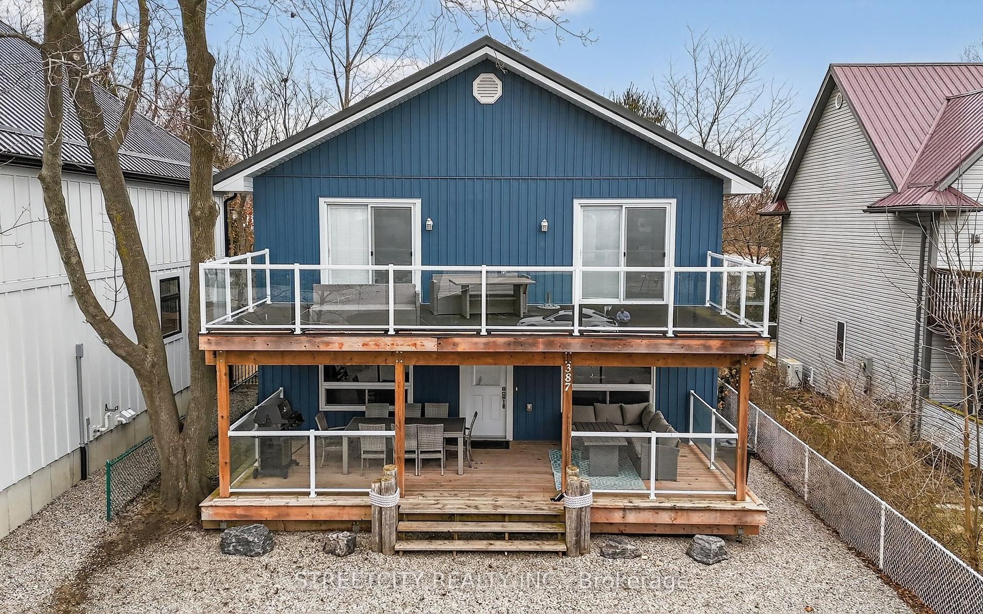 387 Stanley Park Drive — photo 1