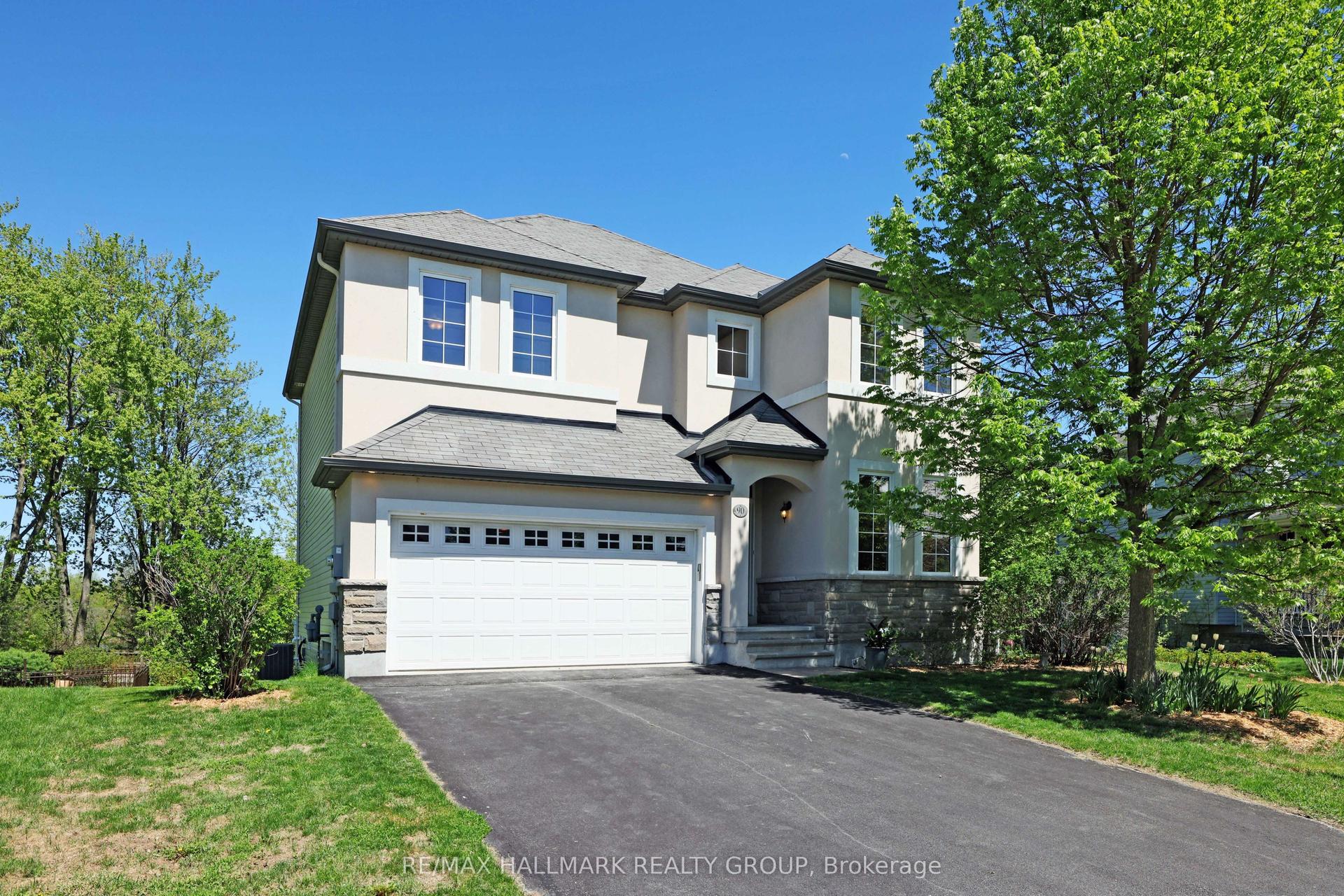 90 Stonewater Bay, Carleton Place — Detached for sale, photo 1