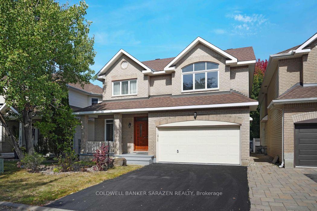 5 Escade Drive — photo 1
