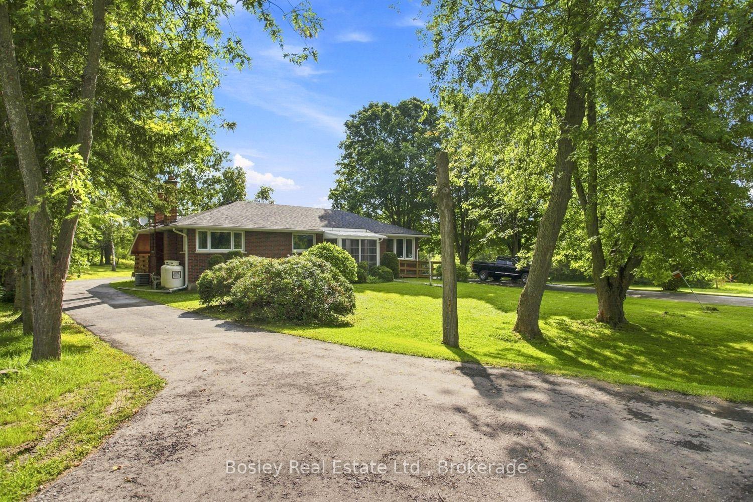 3241 Harwood Road, Hamilton Township — Detached for sale, photo 1