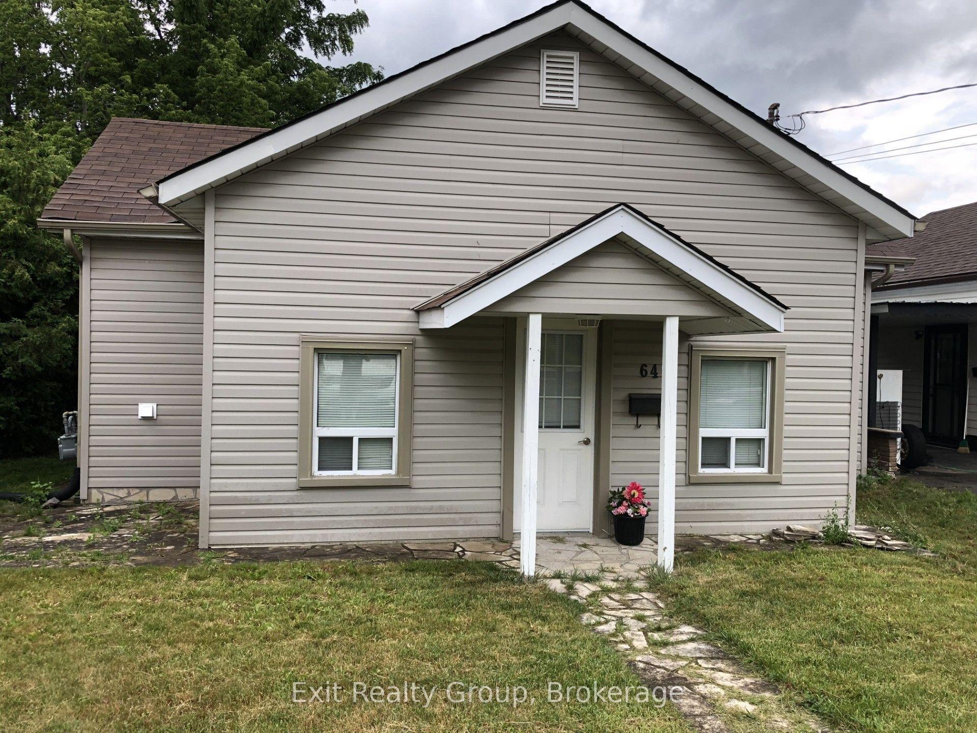 64 George Street, Quinte West — Detached for sale, photo 1