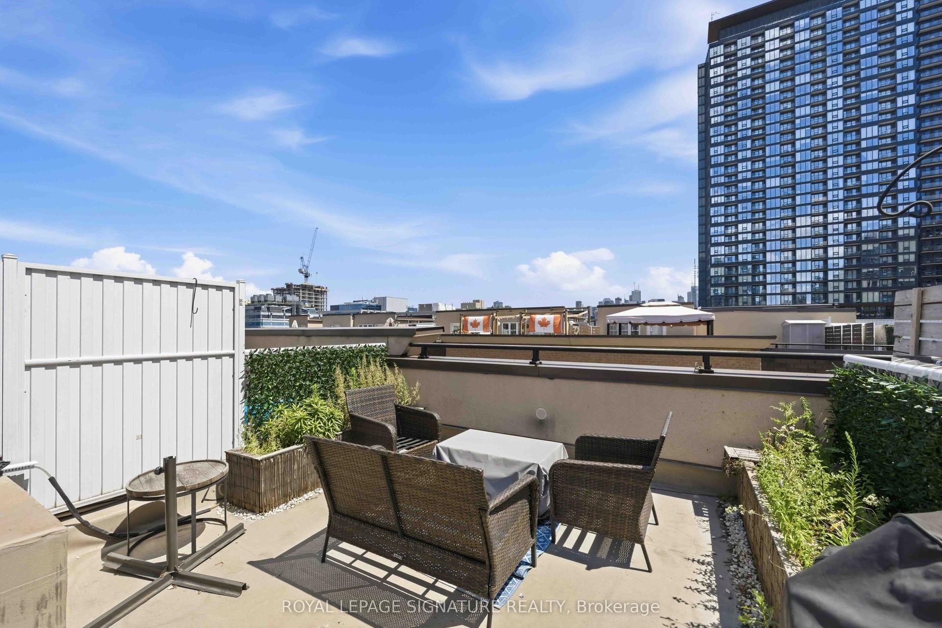 38 Western Battery Road 616 #616, Toronto — Condo Town for lease, photo 1