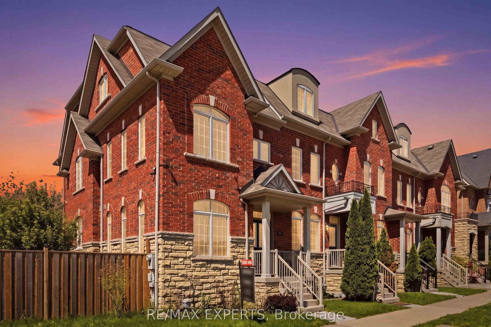 245 Isaac Devins Boulevard — photo 1