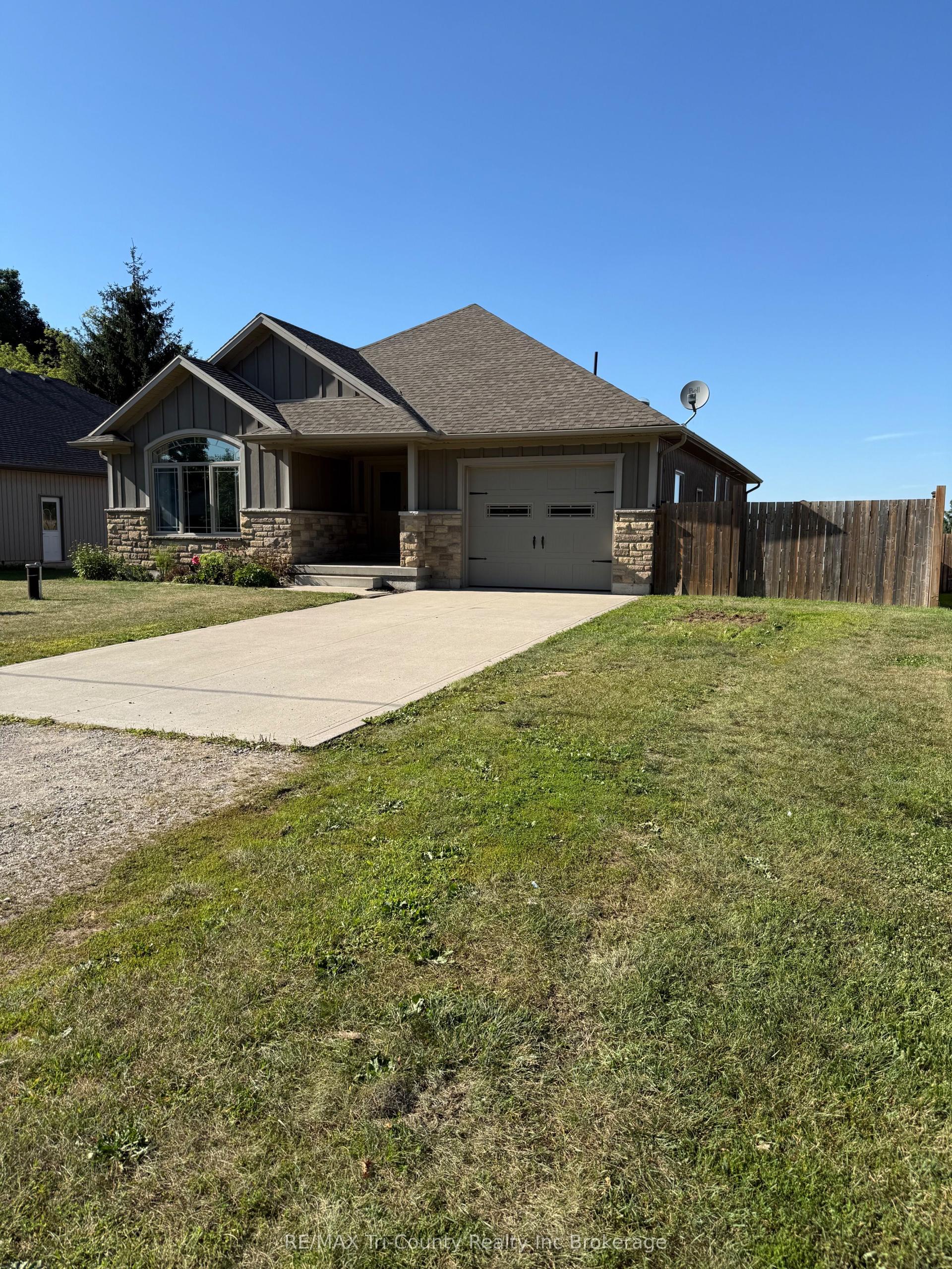 56246 Donnelly Drive, Bayham — Detached for sale, photo 1