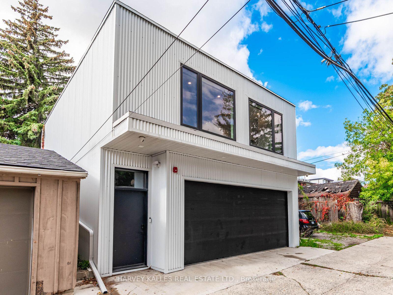 20 Leslie Garden Lane, Toronto — Detached for lease, photo 1