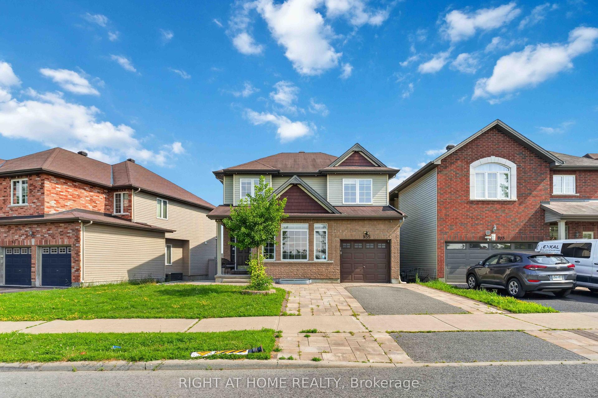 935 Rotary Way, Leitrim — Detached for sale, photo 1