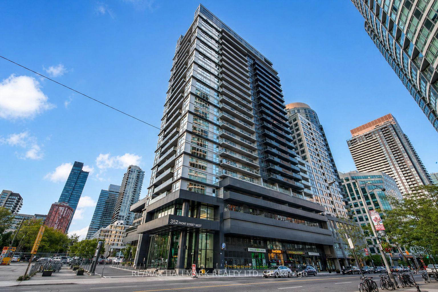 352 Front Street W 103 #103, Toronto — Condo for lease, photo 1