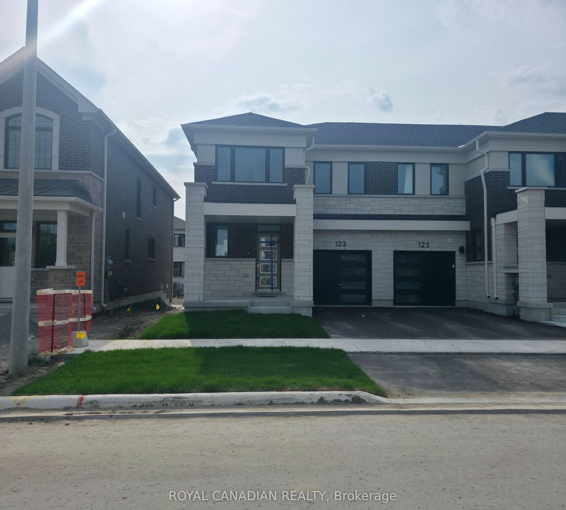 123 Vinewood Crescent, Barrie — Townhouse for lease, photo 1