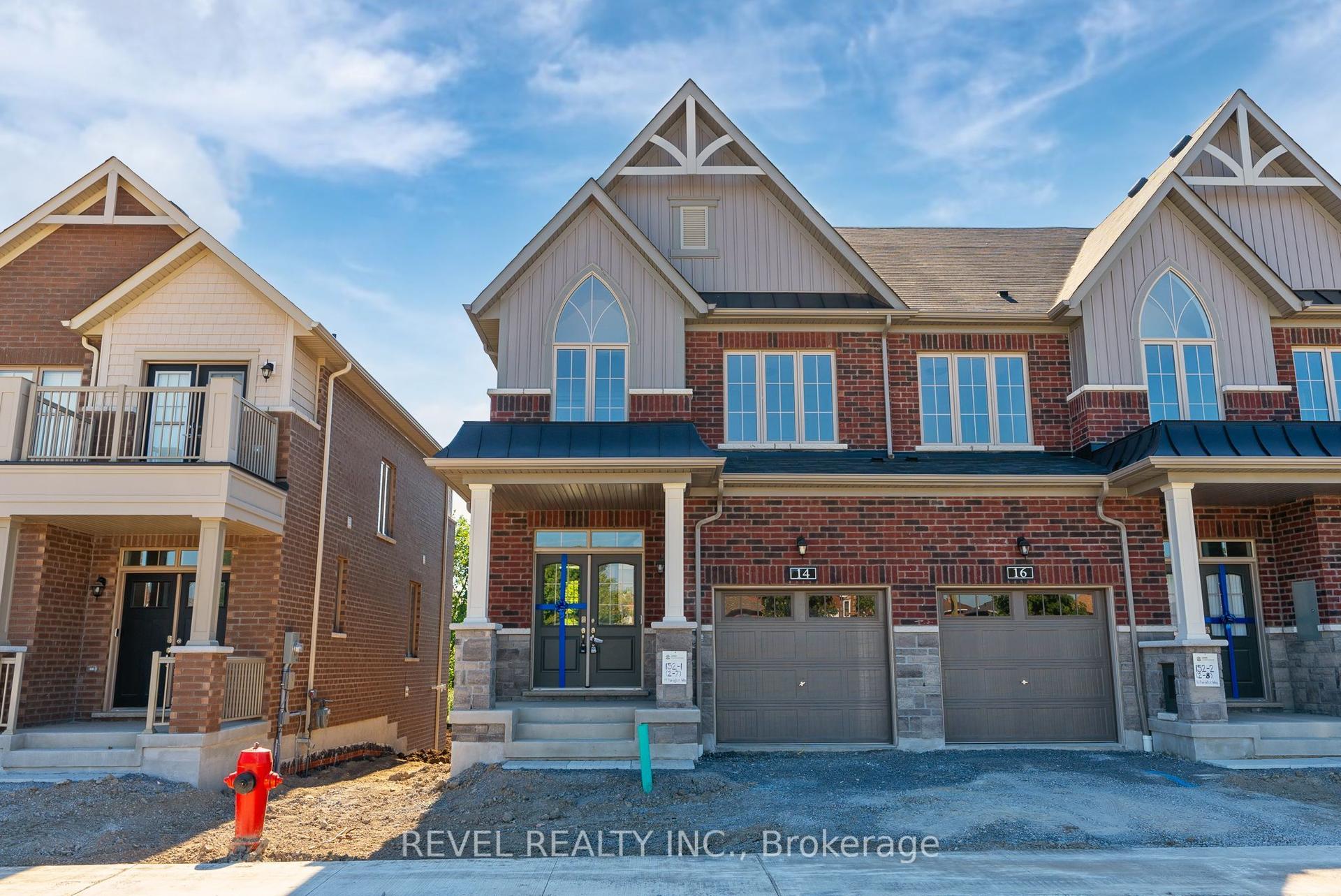 14 Paradise Way, Whitby — Townhouse for lease, photo 1