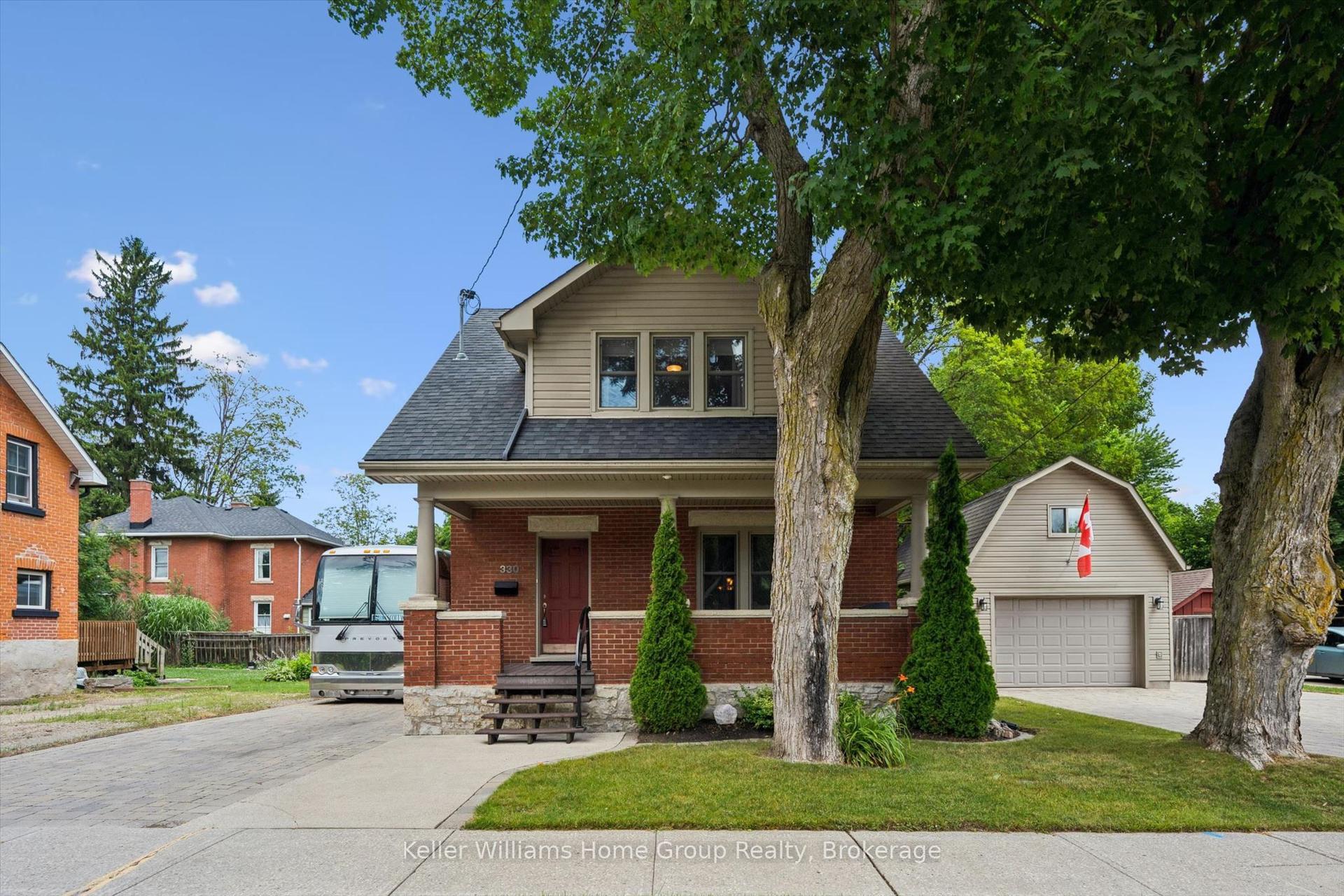 330 Angus Street, Centre Wellington — Detached for sale, photo 1