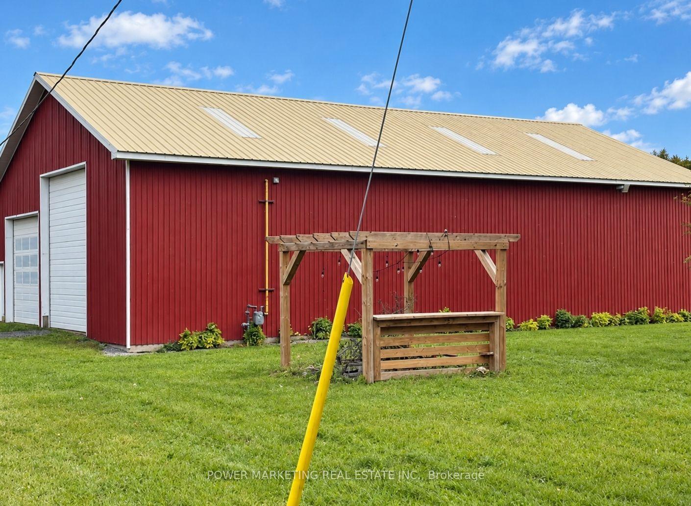 955 ST GUILLAUME Road, Russell — Commercial for sale, photo 1