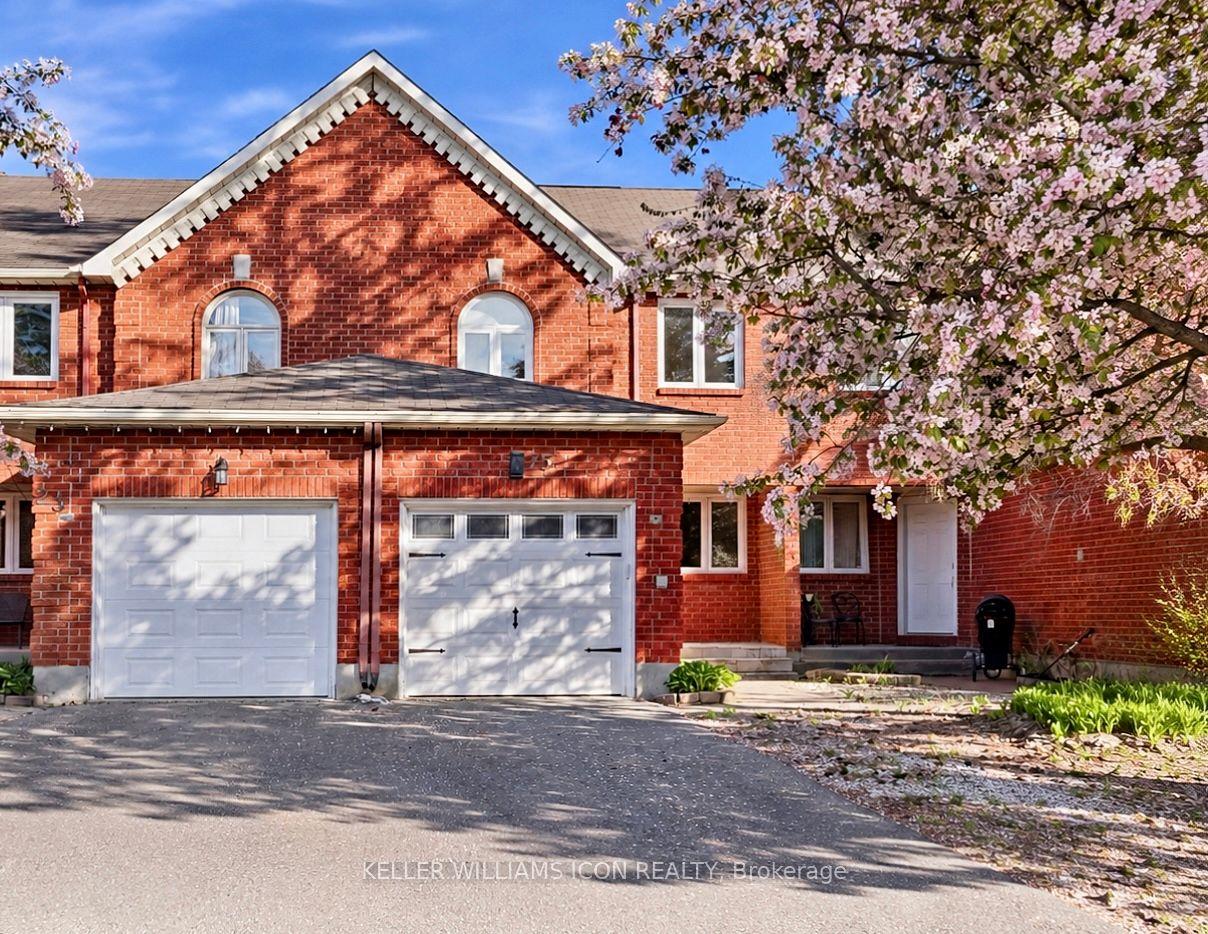 25 Robarts Crescent — photo 1