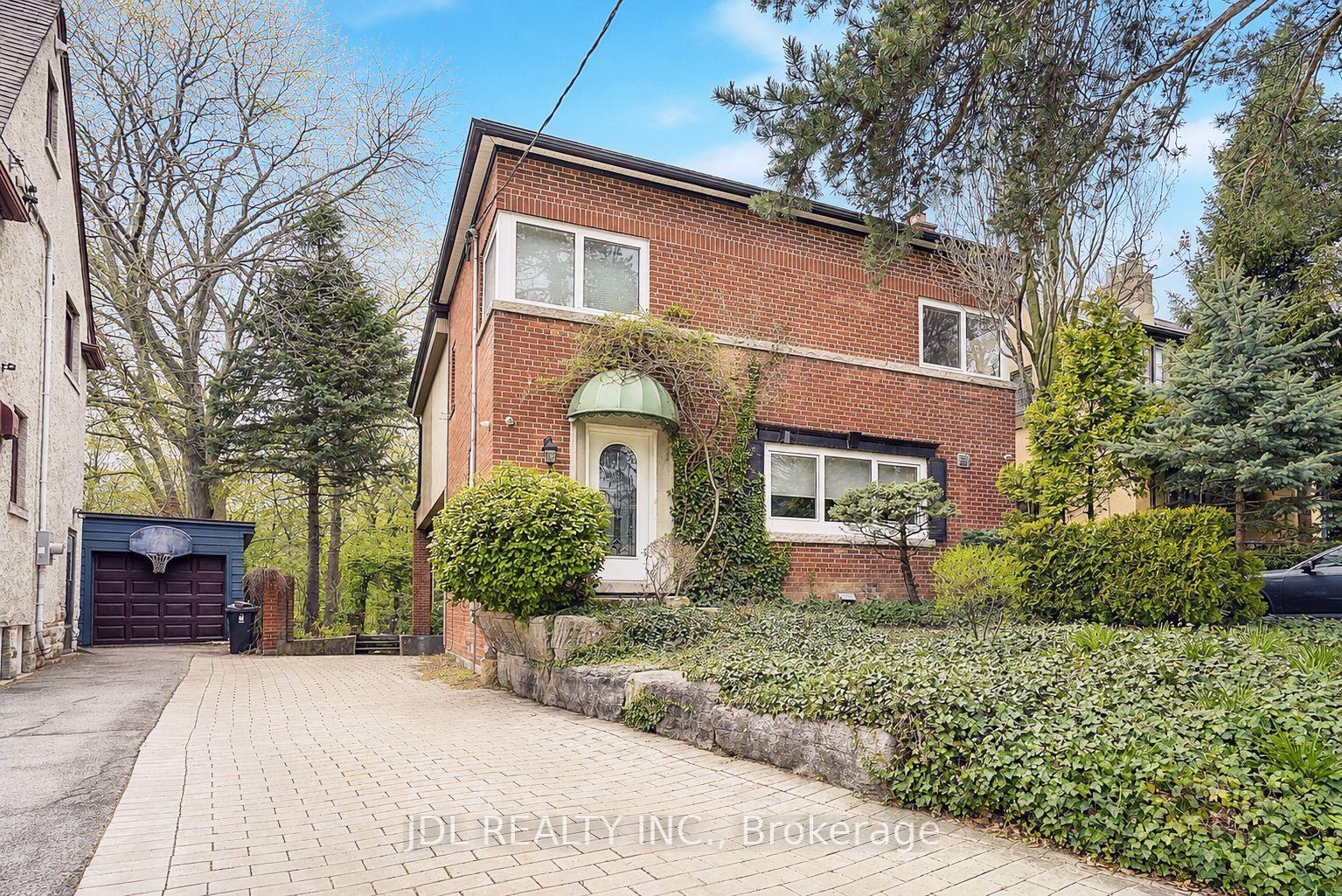 6 Nesbitt Drive — photo 1