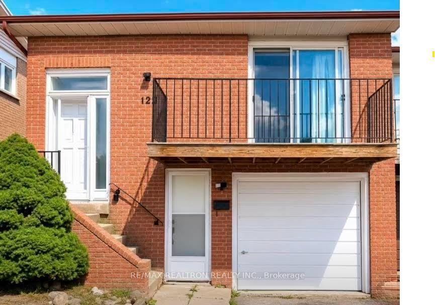 122 Copperwood Square, Toronto — Semi-Detached for lease, photo 1
